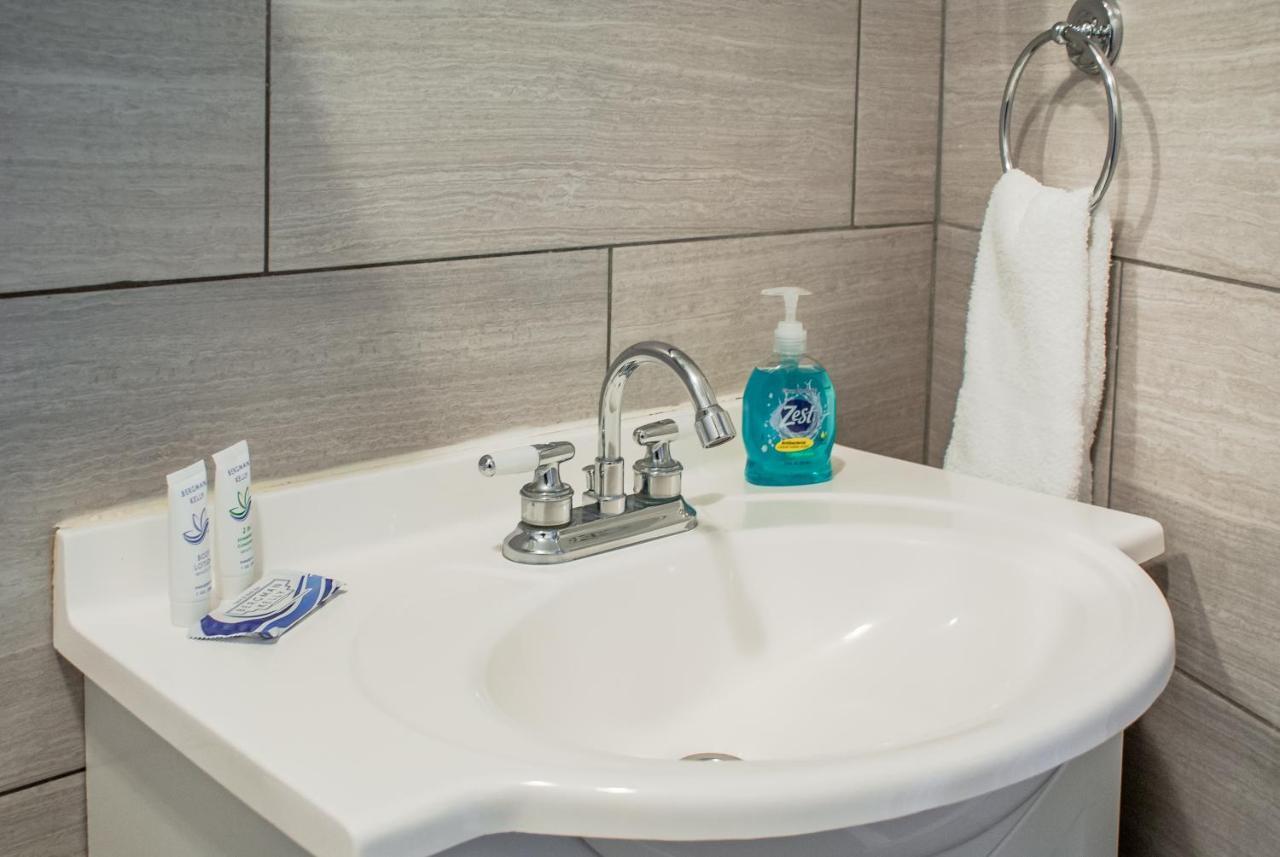 Lovely 2Br Apartment By Wooster Square- Great Neighborhood نيو هافن المظهر الخارجي الصورة